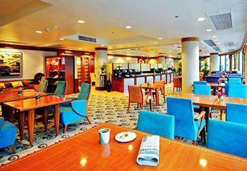 New World Makati Hotel, Manila Hotel 5*